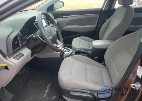 2019 Hyundai Elantra Sel z USA, uszkodzony, nr VIN 5NPD84LFXKH405659